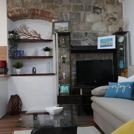 In A Stone Building By The Adriatic Sea * Kaštela